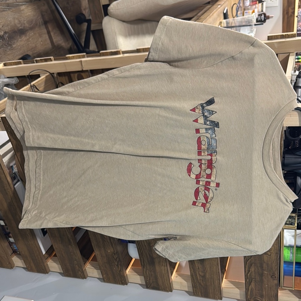 Wrangler Beige Graphic Tee - Short Sleeve